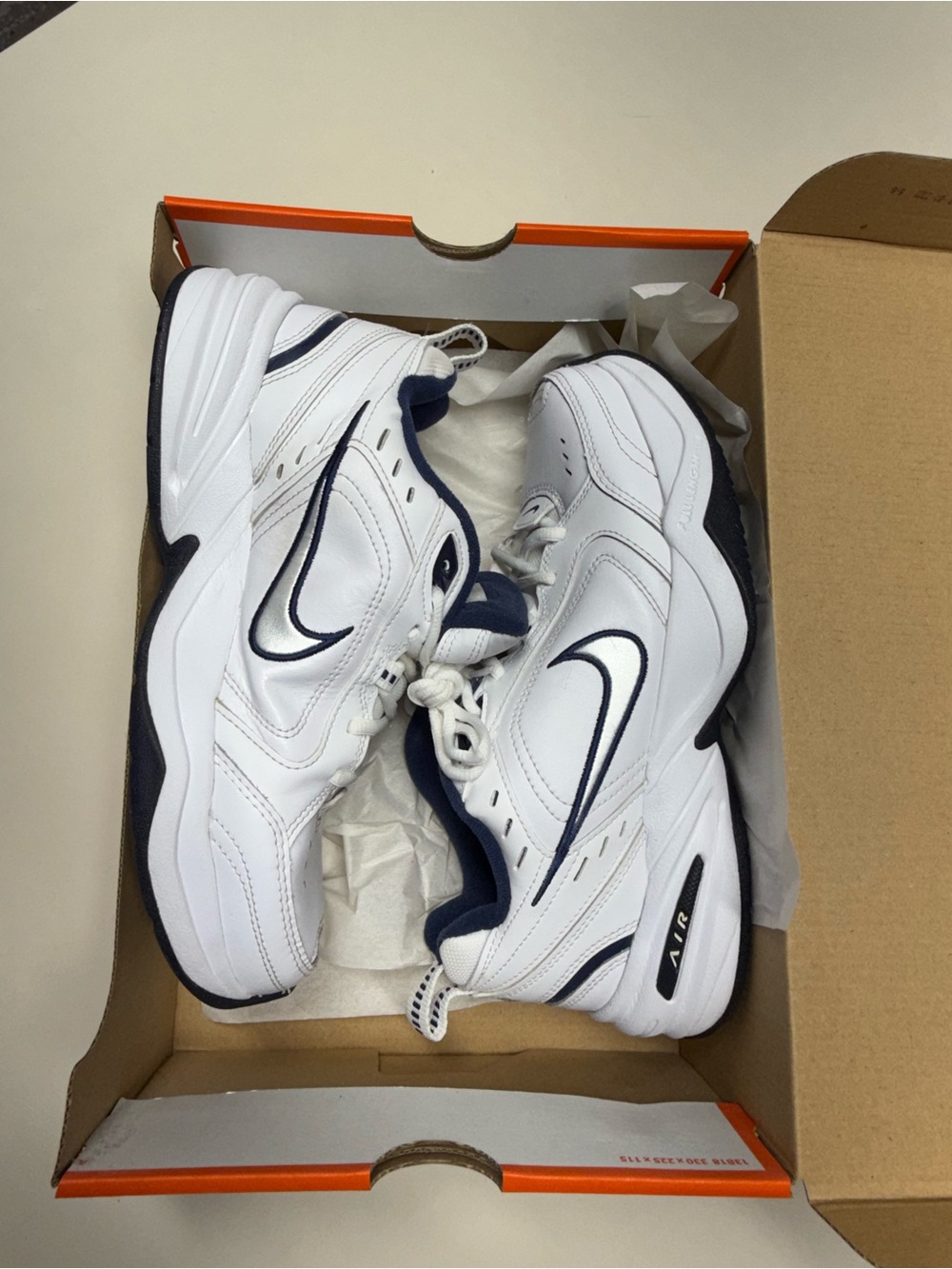 Nike Air Monarch IV Men’s US 7.5 Women’s 9 White Blue 415445-102 w/ Original Box